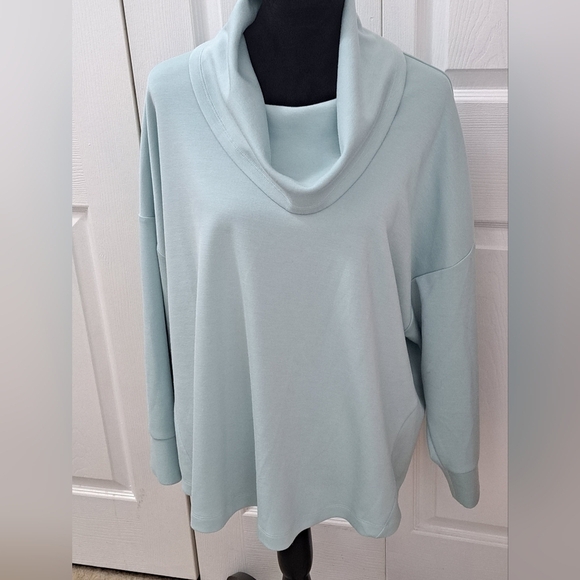 Cable & Gauge Mint Green Cowl Neck Top   Size 2X - Picture 1 of 7